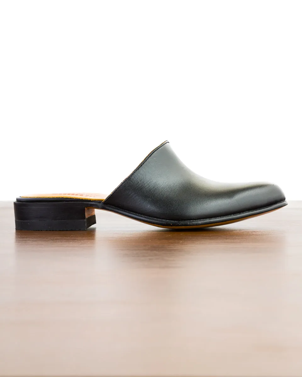 Corbusier Mule - Negro