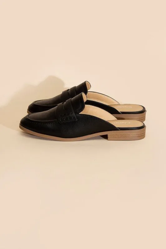 Flat Loafer Mule