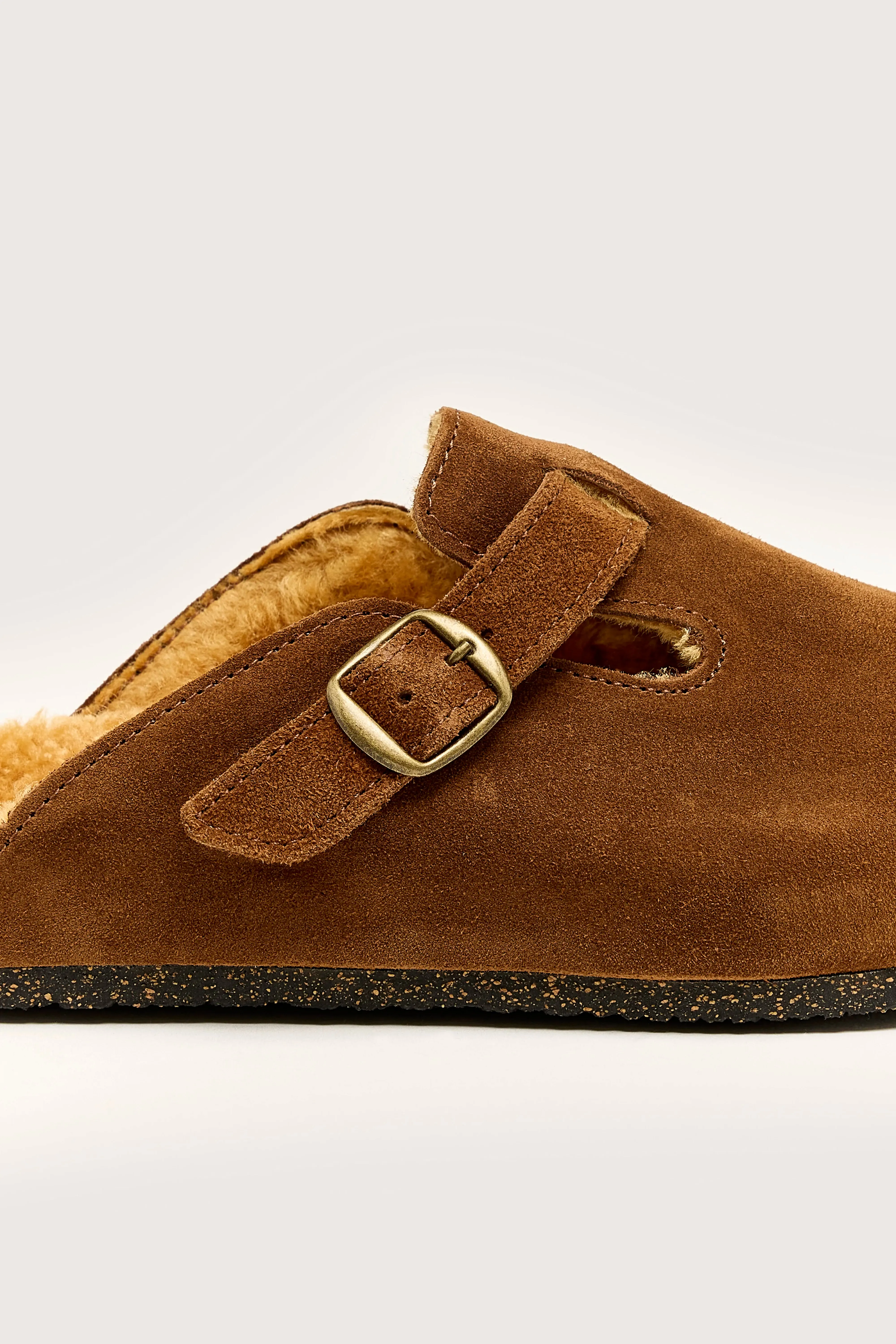 Teddy Velour Clogs (242 / W / CAMEL)