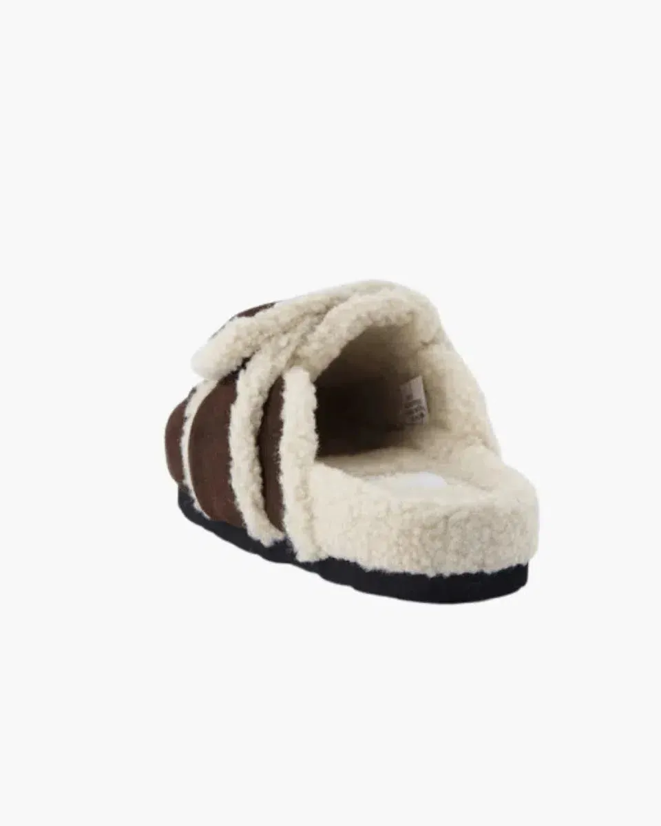 Vero – Faux sheepskin lining – Suede clogs