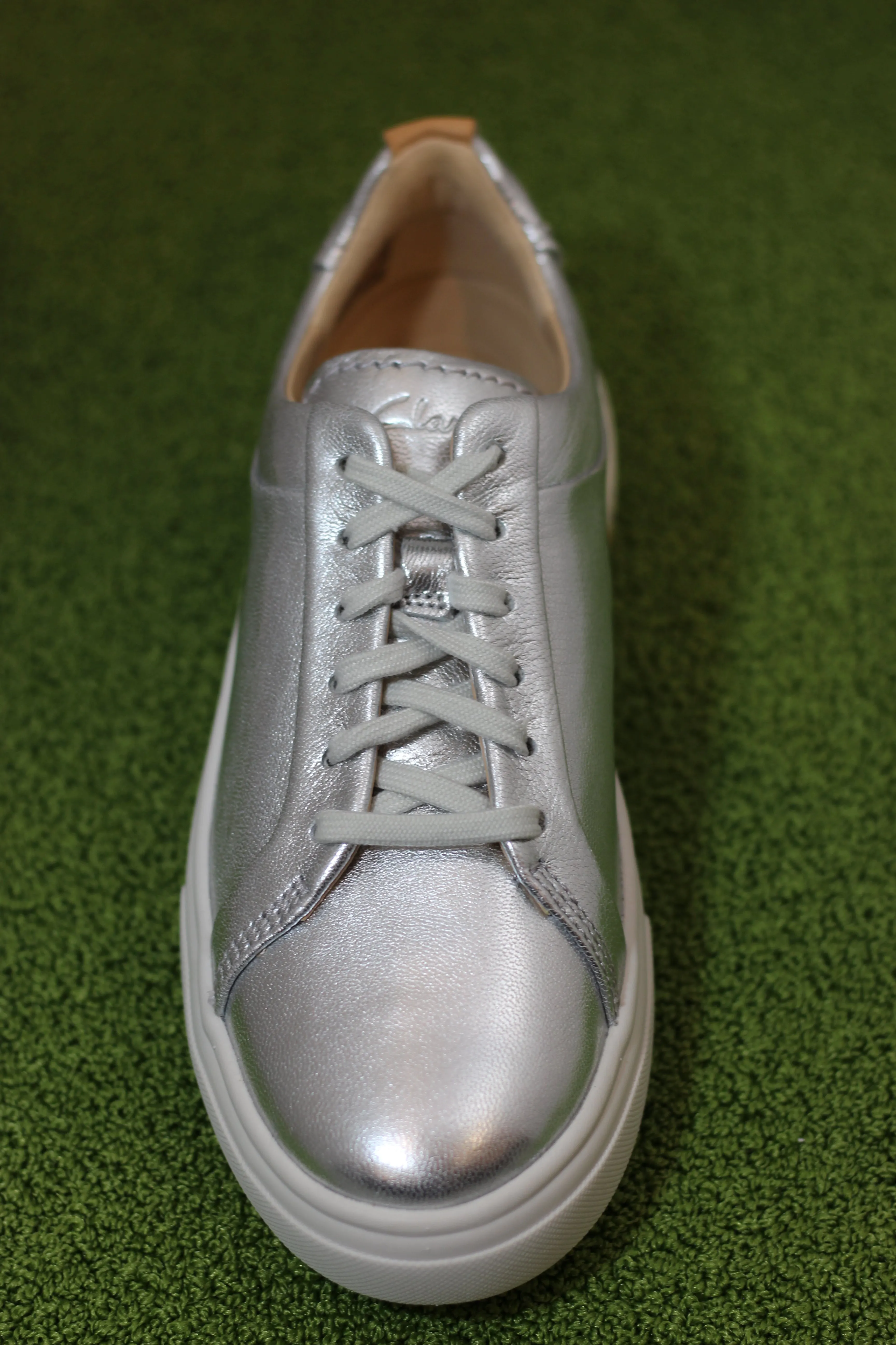 Women's Hollyhock Walk Sneaker- Silver Leather